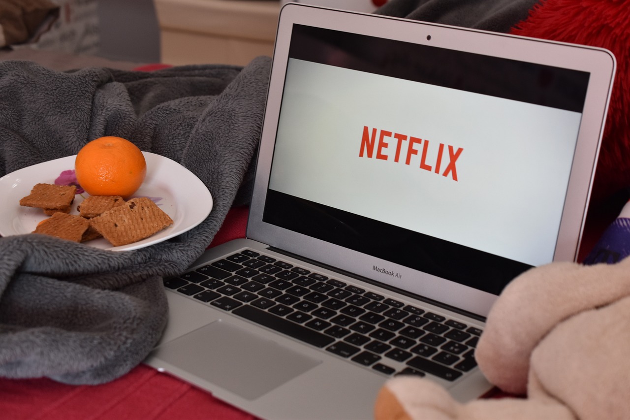 How to Read More Books (Without Giving Up Netflix)